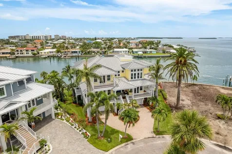 442 Midway Island Clearwater Beach FL 33767