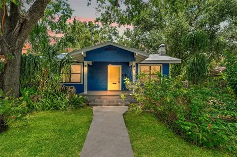 217 W Powhatan Avenue Tampa FL 33604