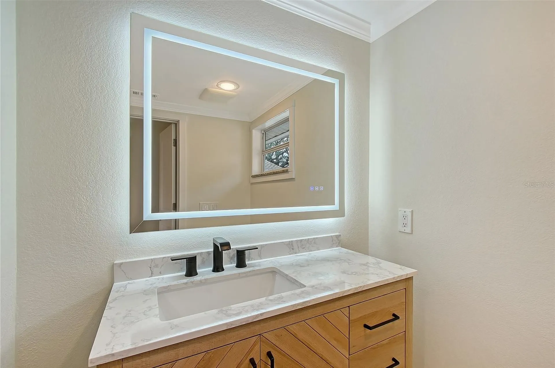 1203 Lyric Lane Sarasota FL 34242