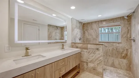 1203 Lyric Lane Sarasota FL 34242