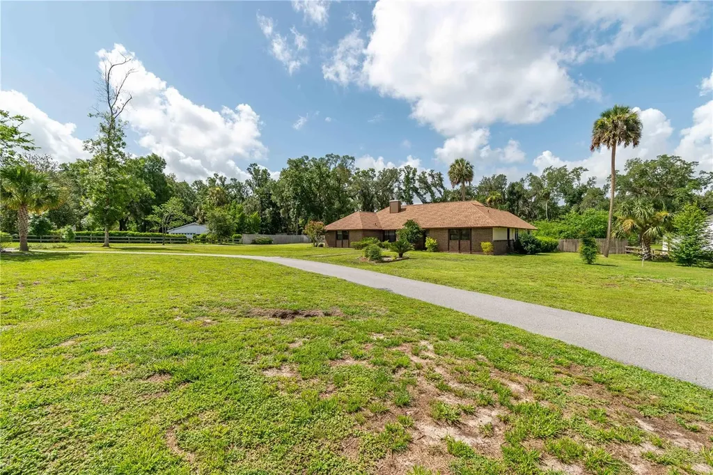 3555 SW 24th Avenue Road Ocala FL 34471