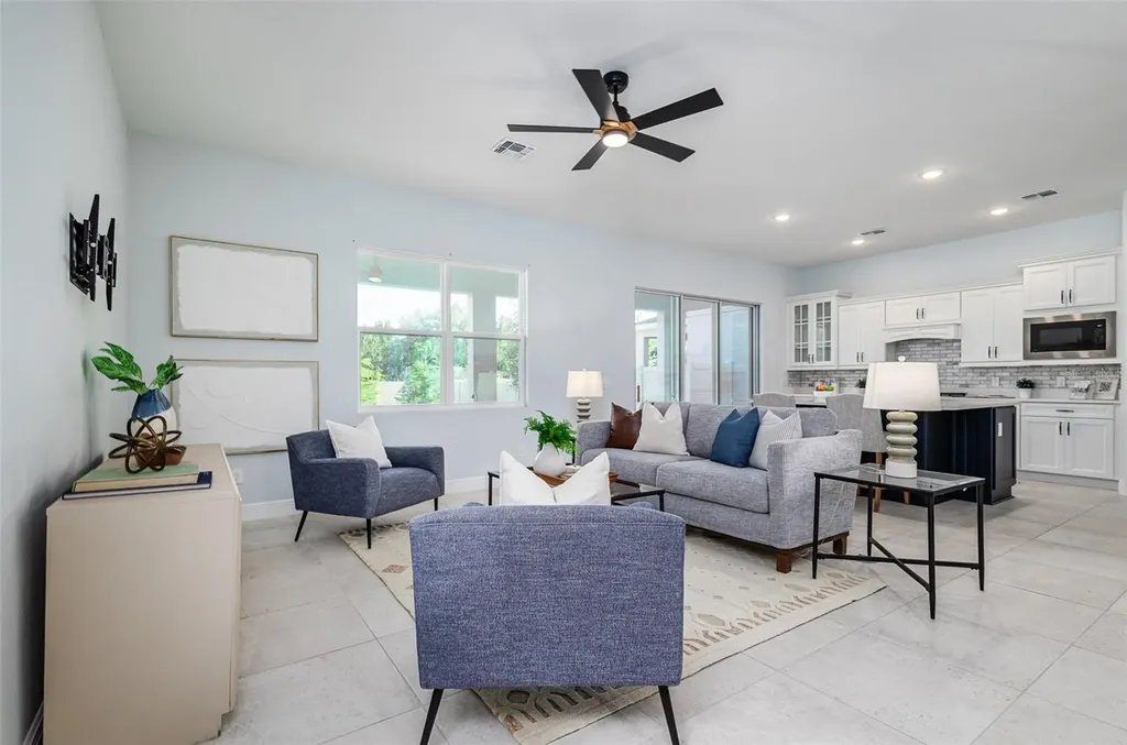 2354 Emerald Springs Drive Apopka FL 32712