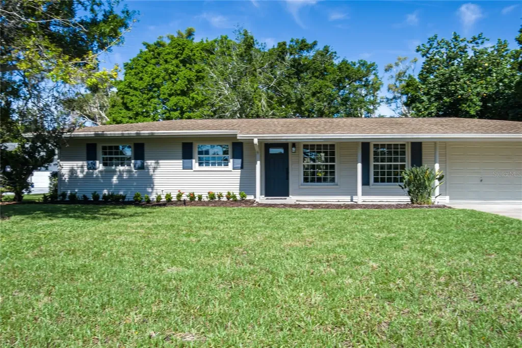 616 59th Street NW Bradenton FL 34209