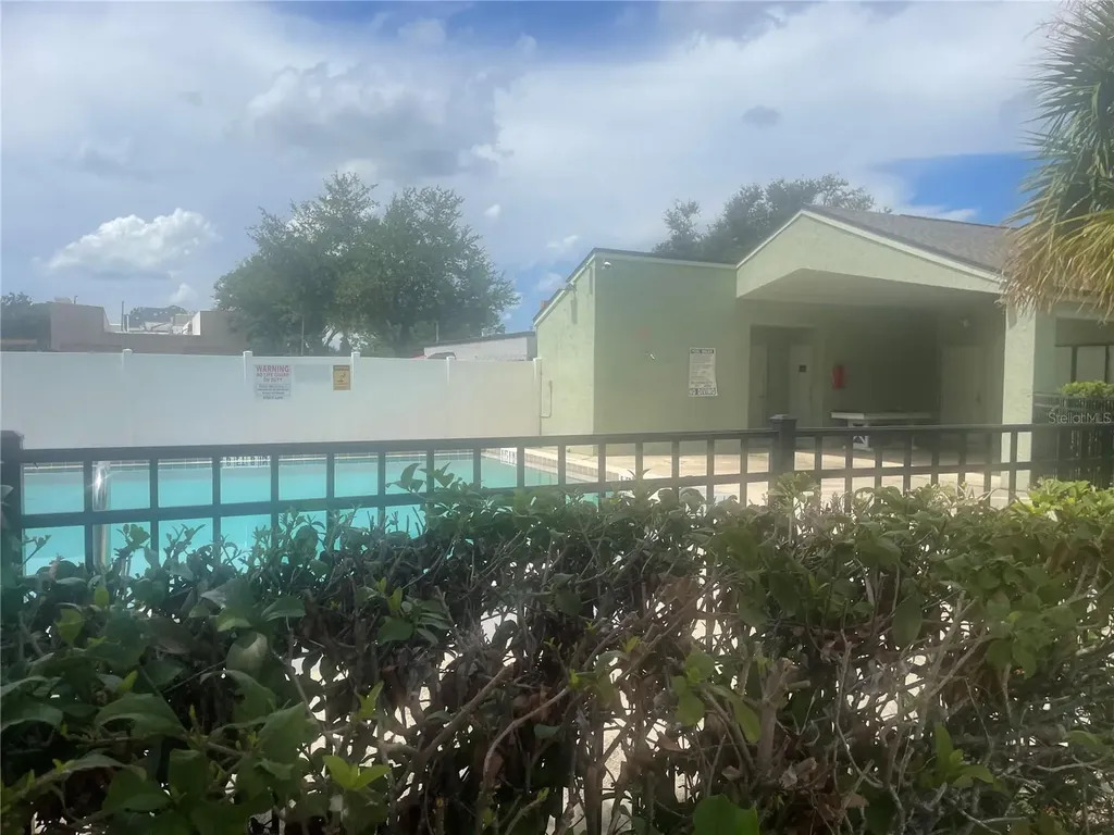 5861 La Costa Drive Orlando FL 32807