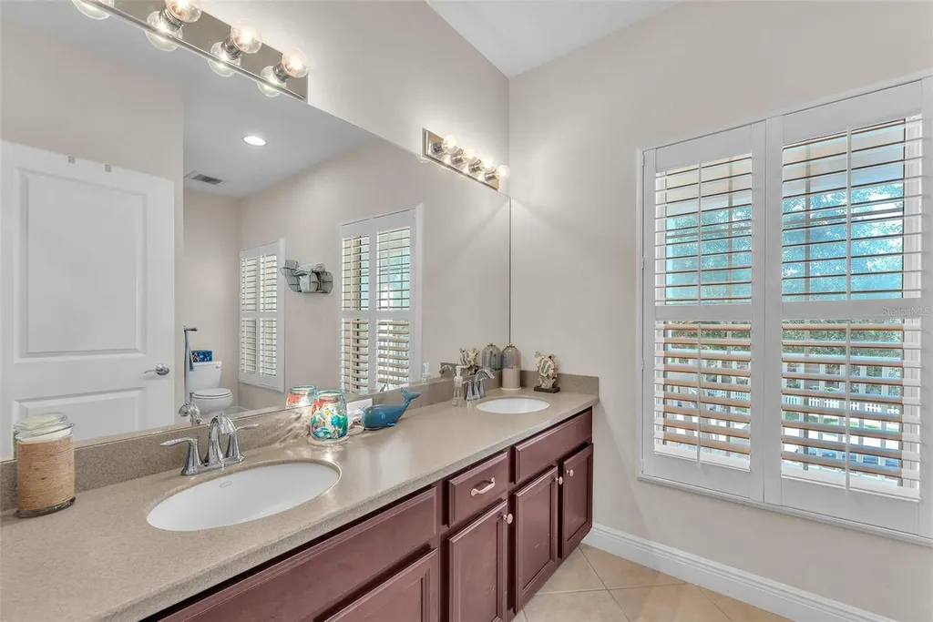 6207 Bleeker Street Riverview FL 33578