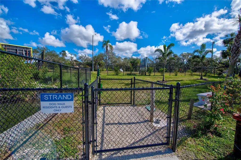 1709 N Tamiami Trail Sarasota FL 34234