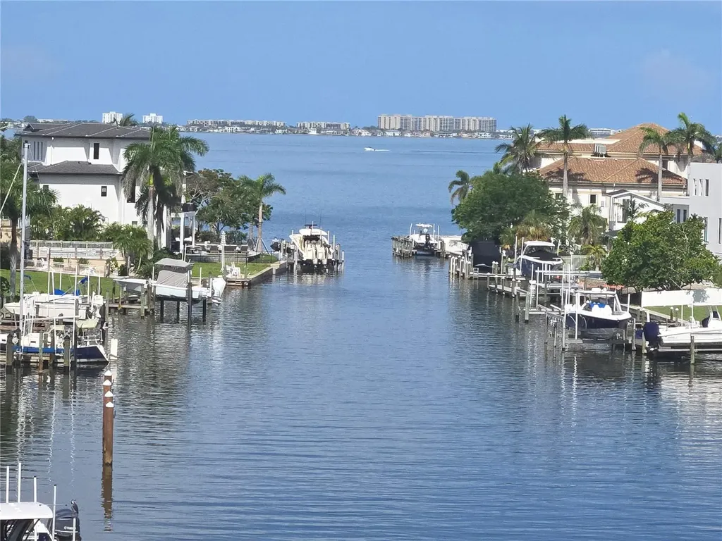 1709 N Tamiami Trail Sarasota FL 34234