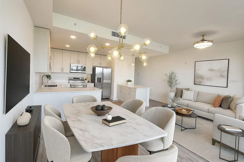 1709 N Tamiami Trail Sarasota FL 34234