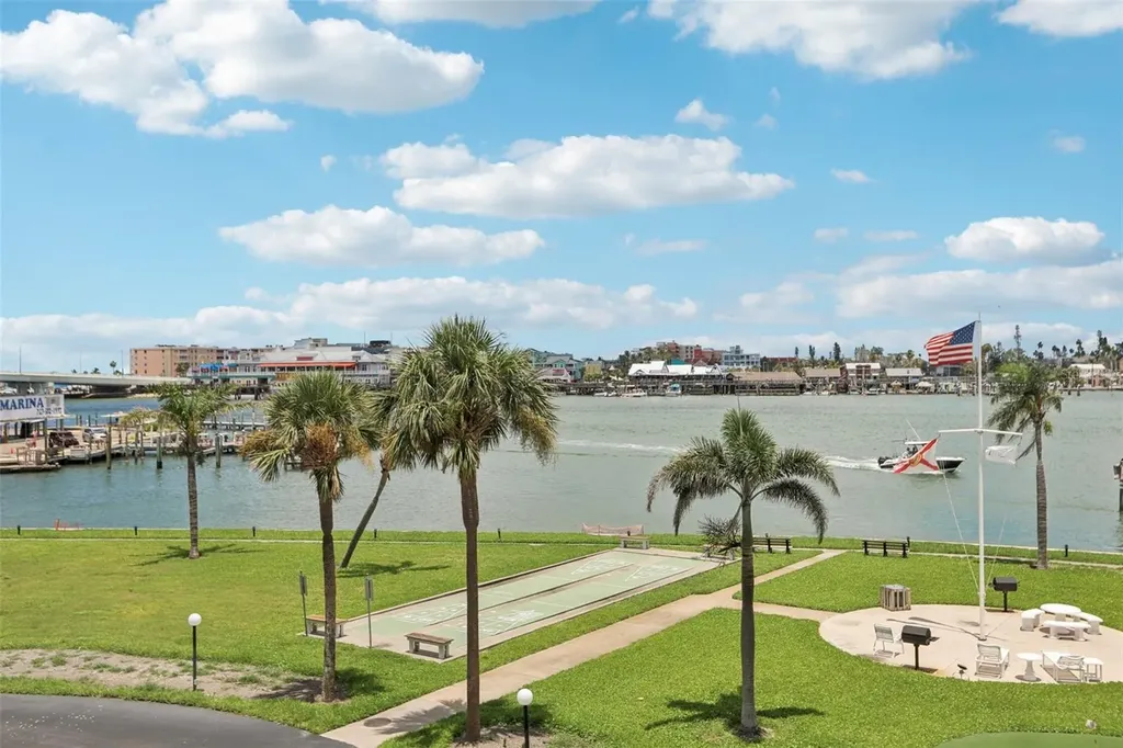 1 Key Capri Treasure Island FL 33706