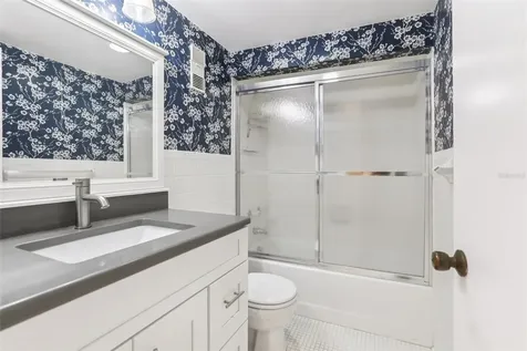 1 Key Capri Treasure Island FL 33706