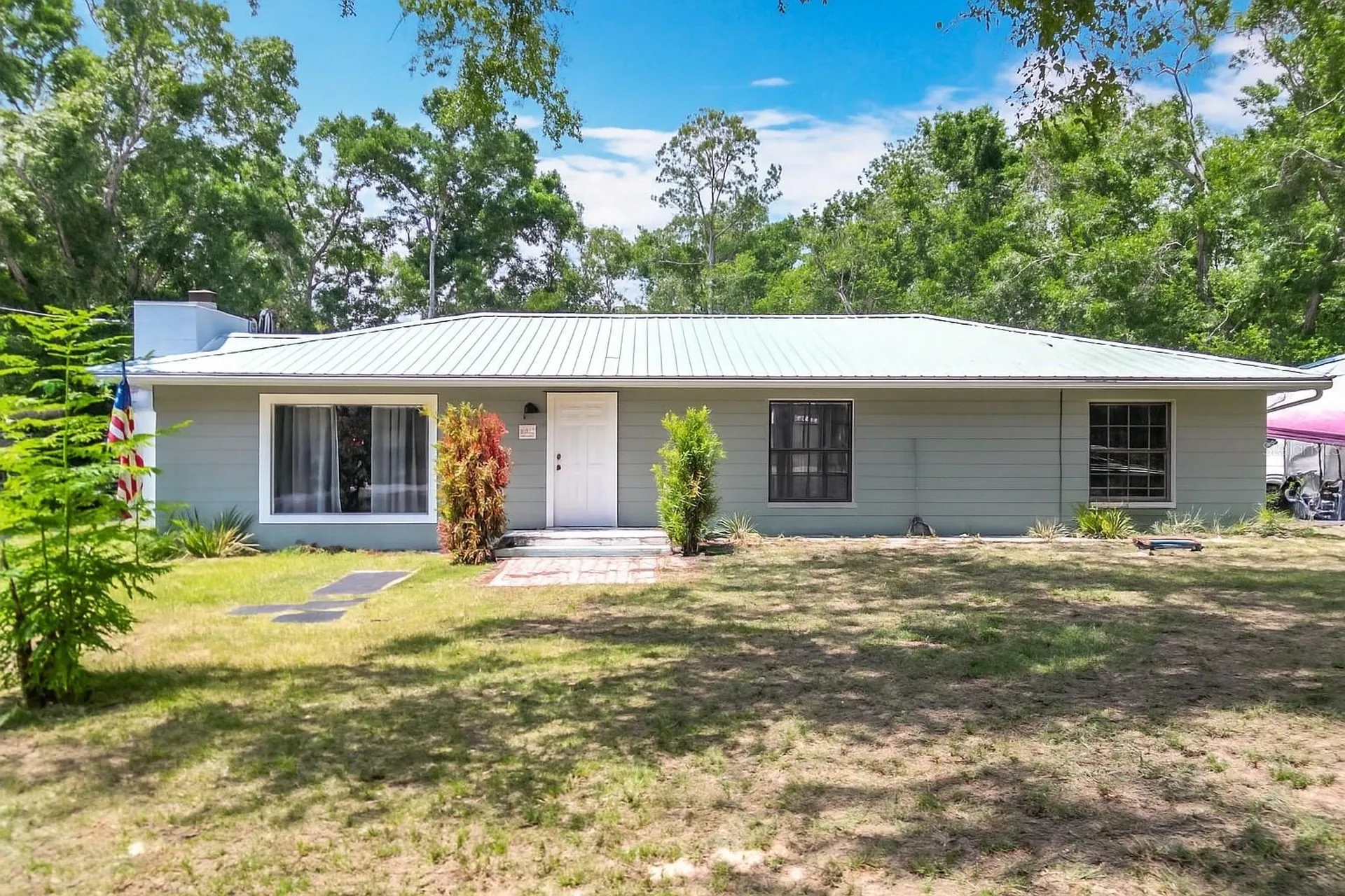 45 Forest Lane Bronson FL 32621