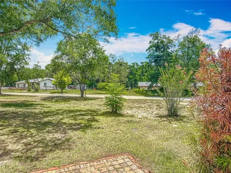 45 Forest Lane Bronson FL 32621