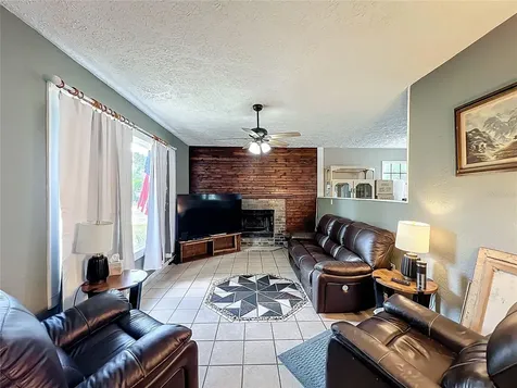45 Forest Lane Bronson FL 32621