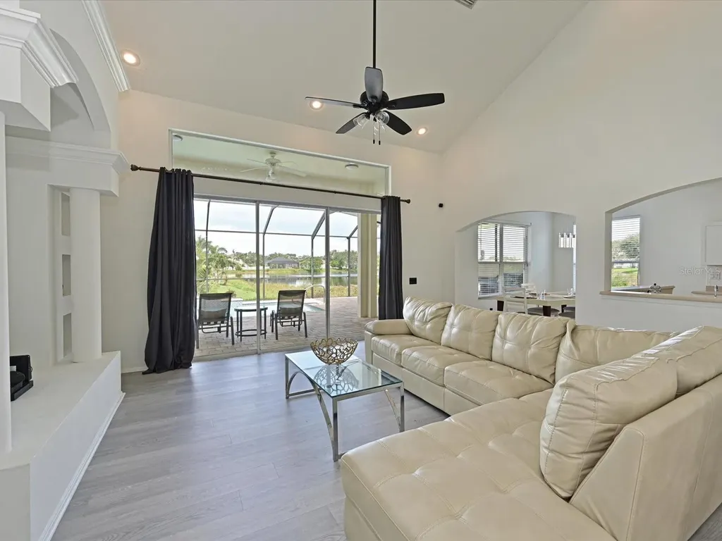 5184 51st Lane W Bradenton FL 34210