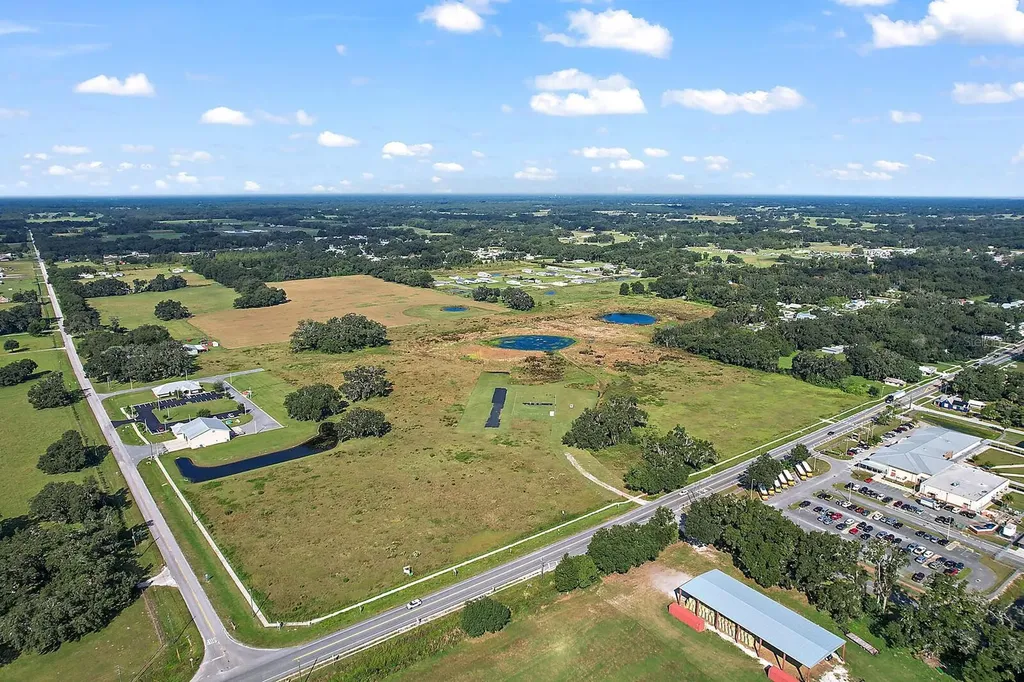 416 S Market Boulevard Webster FL 33597