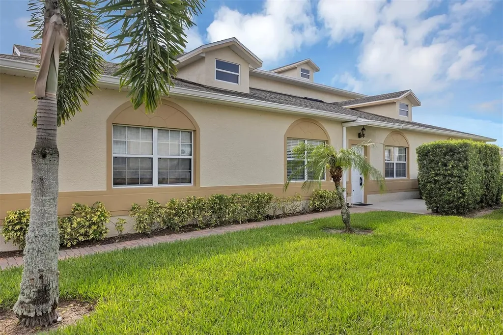13225 Fountainbleau Drive Clermont FL 34711