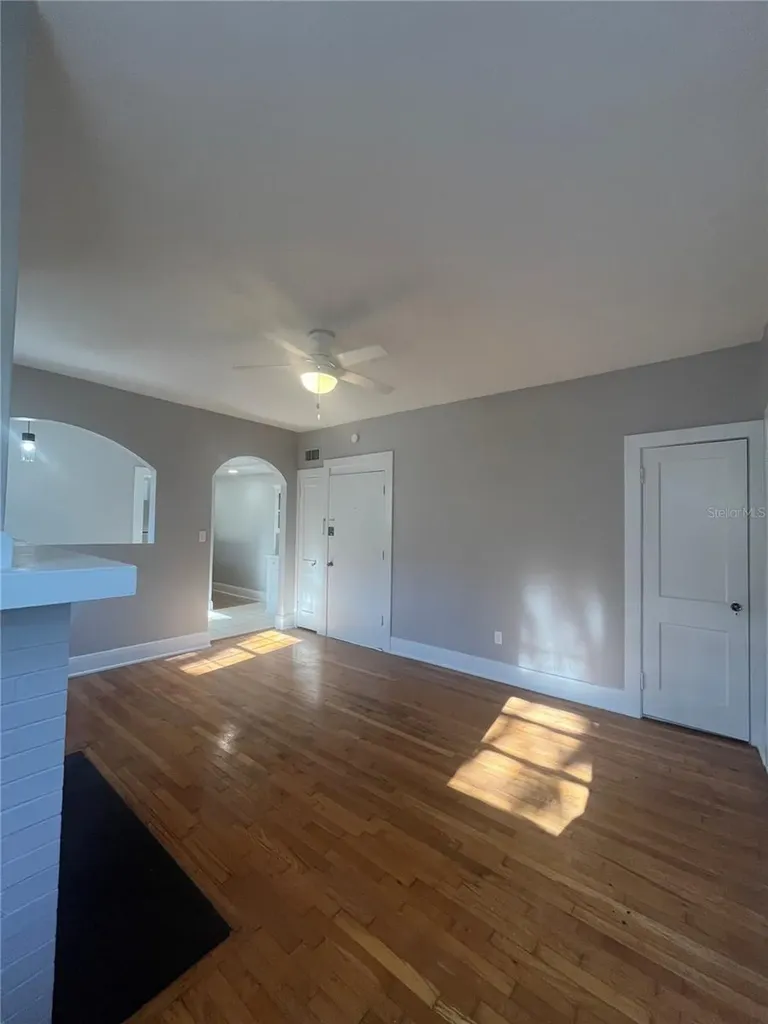3303 W Empedrado Street Tampa FL 33629