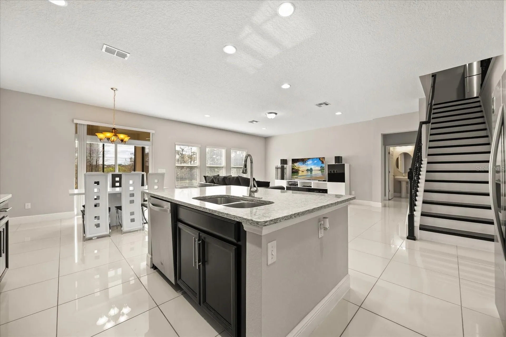 813 Marsh Reed Drive Winter Garden FL 34787