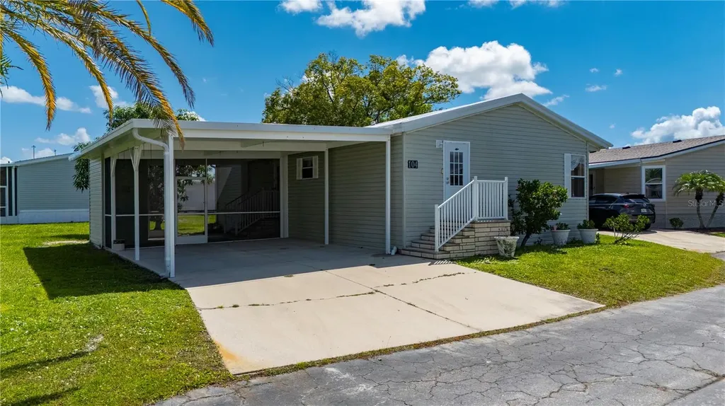1000 Kings Highway Port Charlotte FL 33980