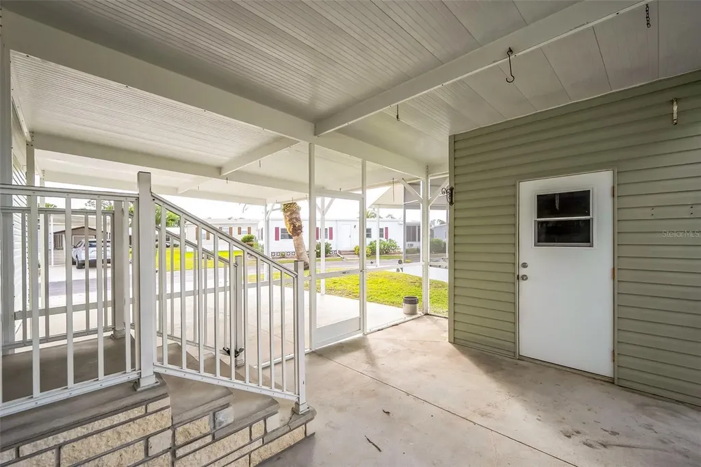 1000 Kings Highway Port Charlotte FL 33980