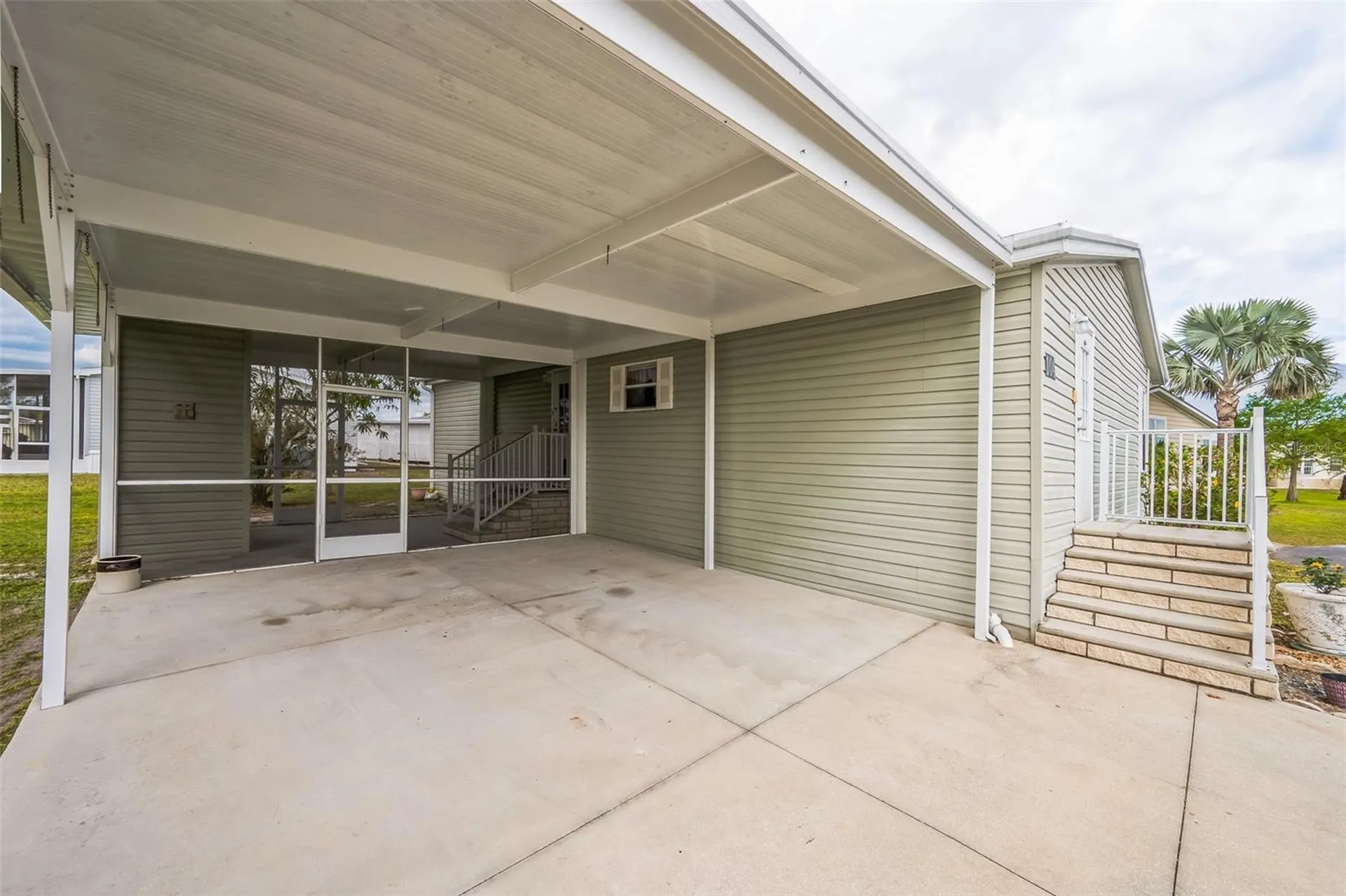 1000 Kings Highway Port Charlotte FL 33980