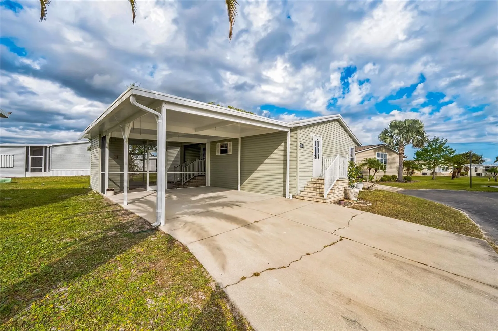 1000 Kings Highway Port Charlotte FL 33980
