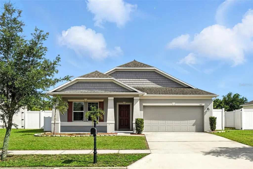 303 Briarbrook Lane Haines City FL 33844