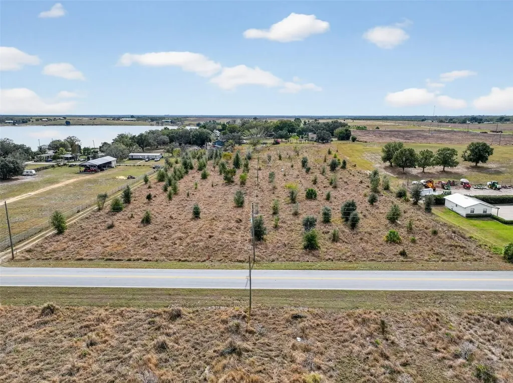 Fort Meade Road N Frostproof FL 33843