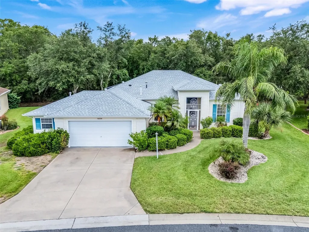 20542 Queen Alexandra Drive Leesburg FL 34748