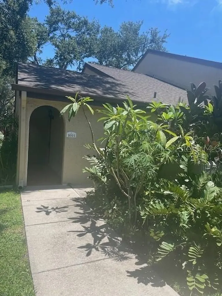 6262 142 Avenue N Clearwater FL 33760