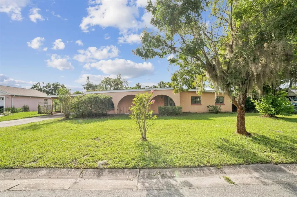 5527 Sandalwood Drive Orlando FL 32839
