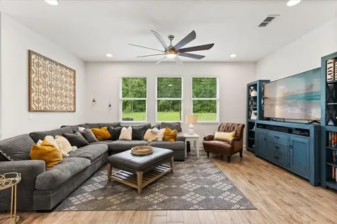 31924 Geoff Way Sorrento FL 32776
