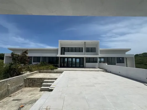 8 Alturas De Zoni Culebra PR 00775