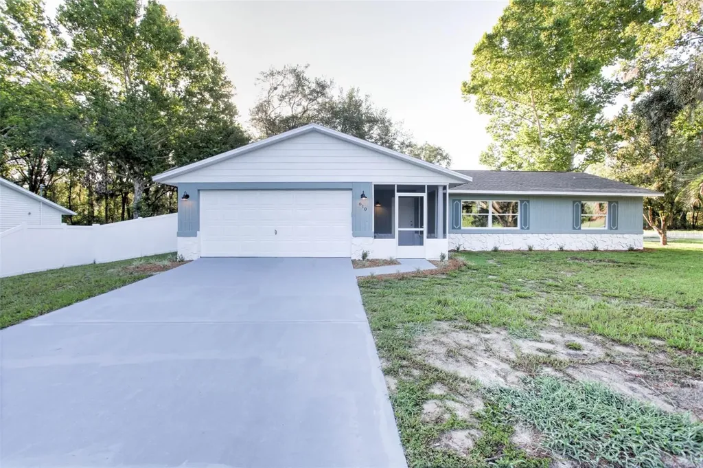 610 Independence Highway Inverness FL 34453