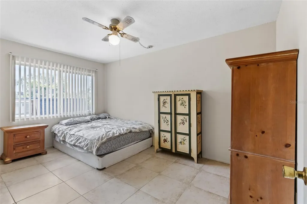 1700 SW 16th Court Gainesville FL 32608