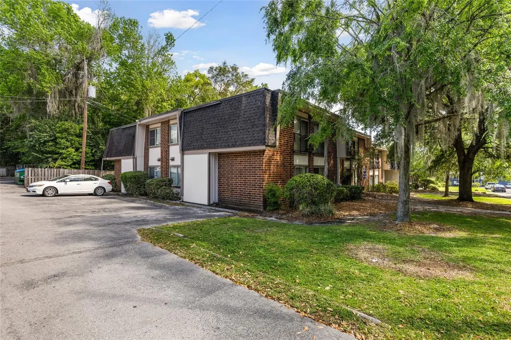 1700 SW 16th Court Gainesville FL 32608