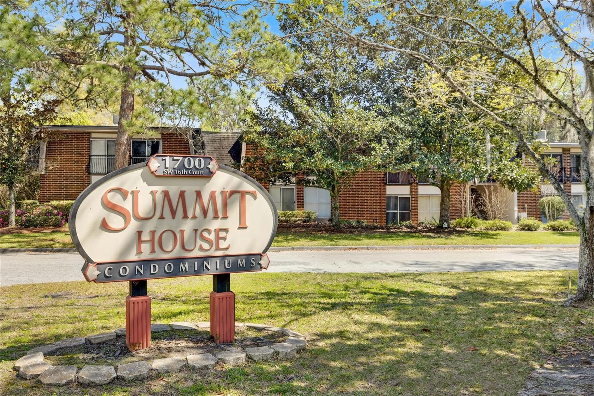 1700 SW 16th Court Gainesville FL 32608