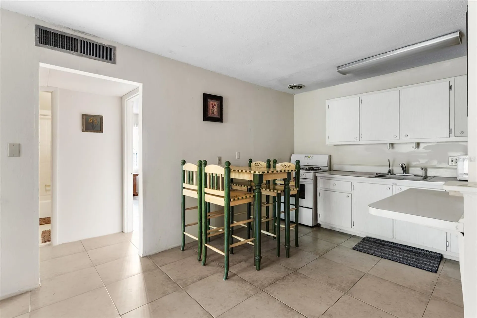 1700 SW 16th Court Gainesville FL 32608