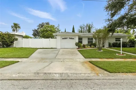6119 31st Avenue N St Petersburg FL 33710