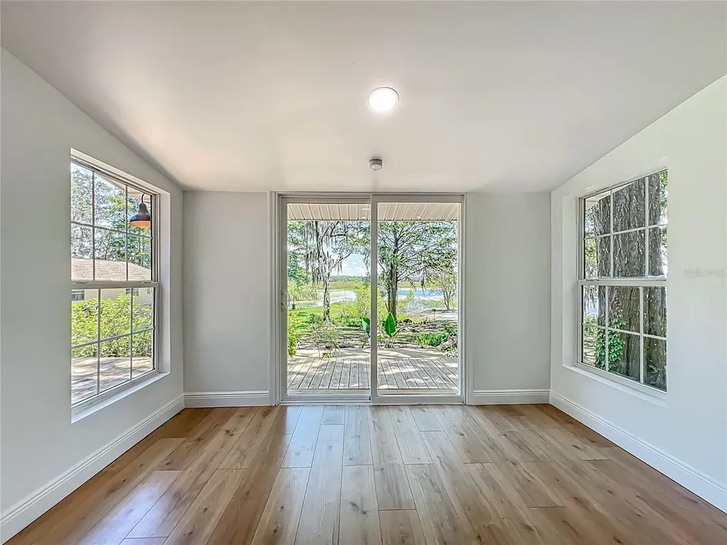 8781 S Lakeshore Drive Floral City FL 34436