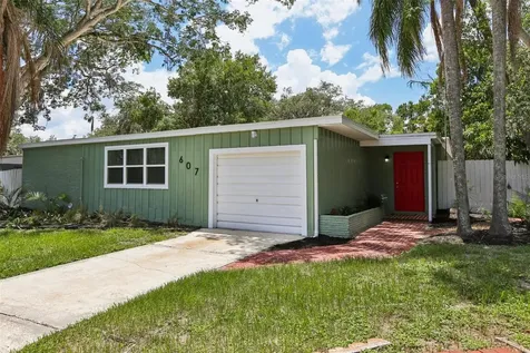 607 E River Drive Temple Terrace FL 33617