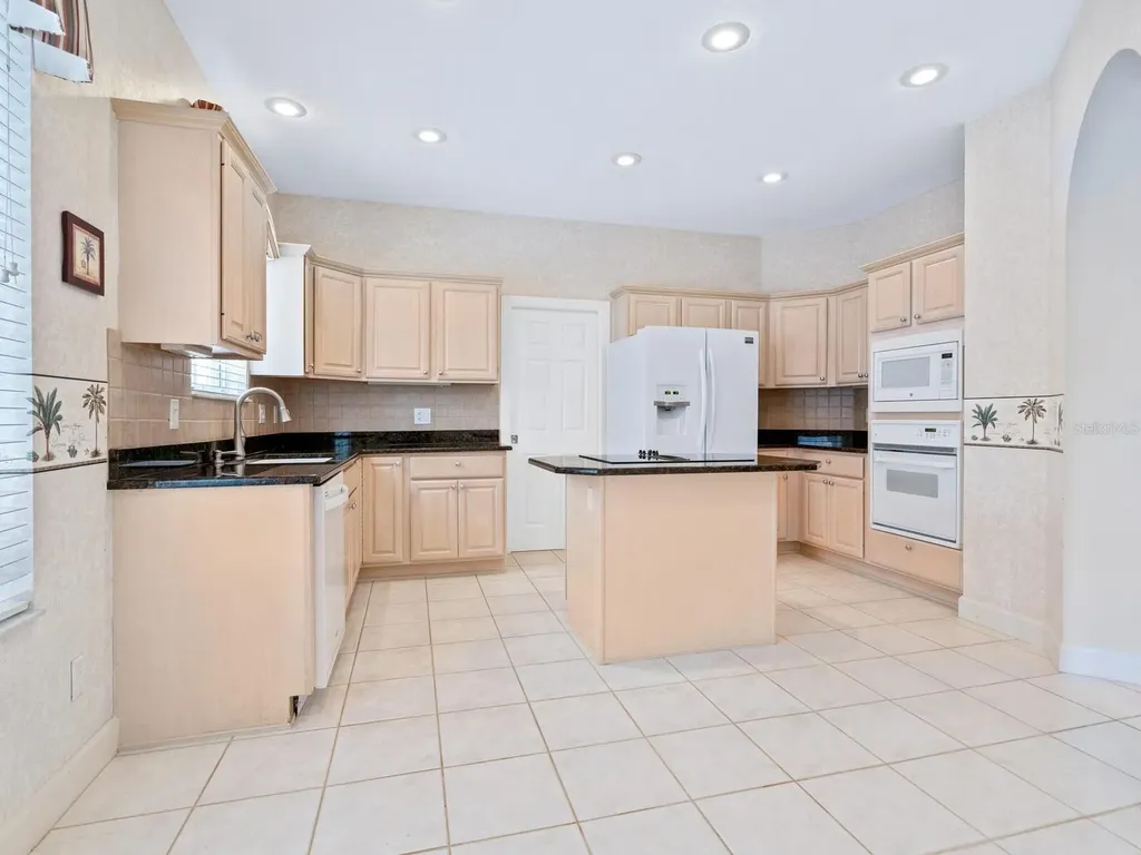 3954 Hamilton Club Circle Sarasota FL 34242
