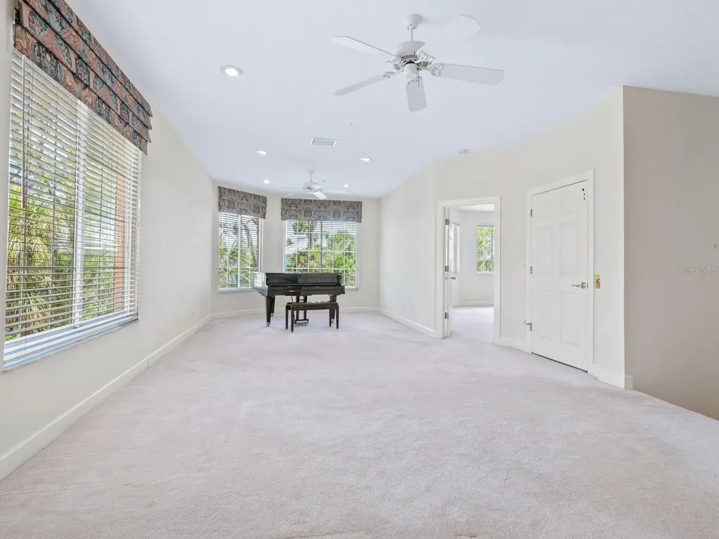3954 Hamilton Club Circle Sarasota FL 34242
