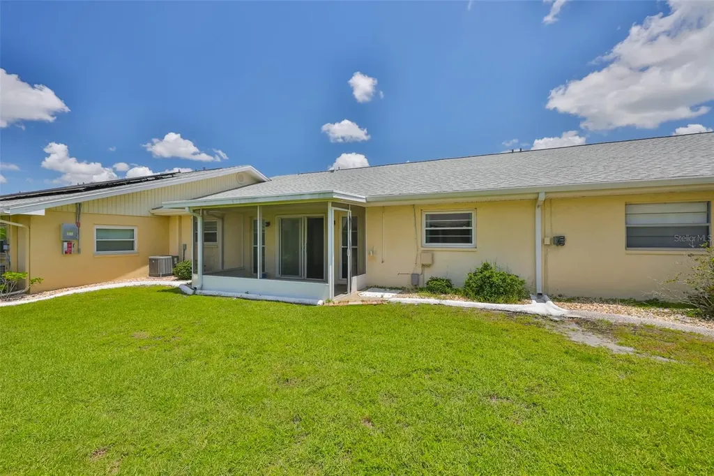 1210 Eastloch Court Sun City Center FL 33573