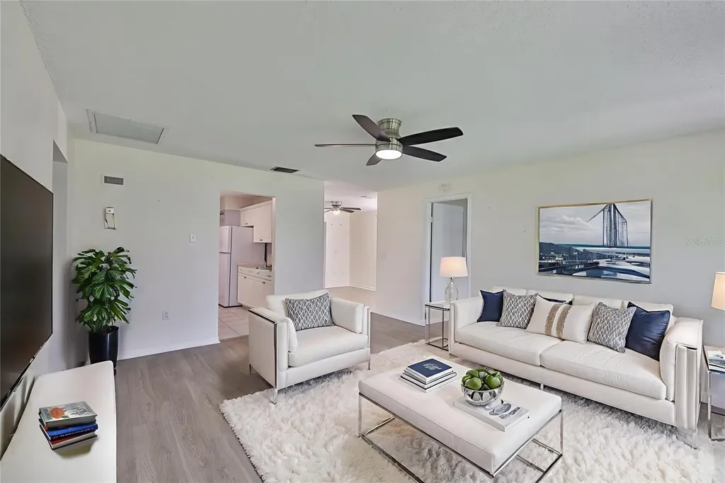 1210 Eastloch Court Sun City Center FL 33573