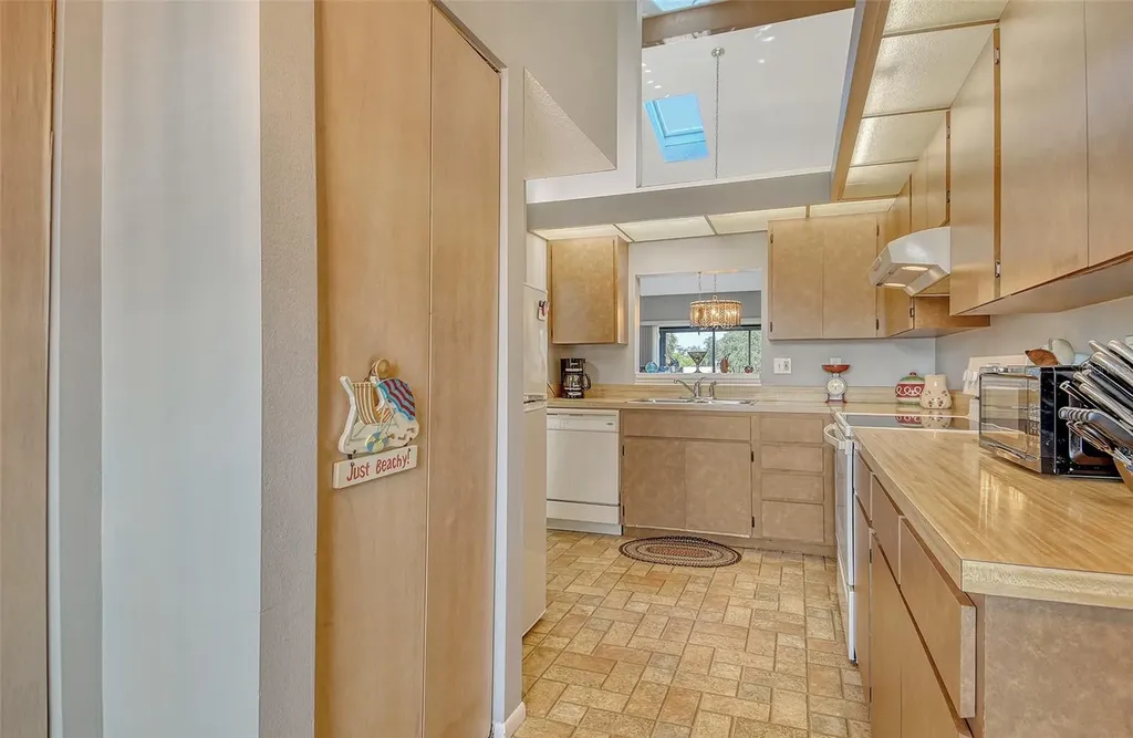 7214 Cloister Drive Sarasota FL 34231