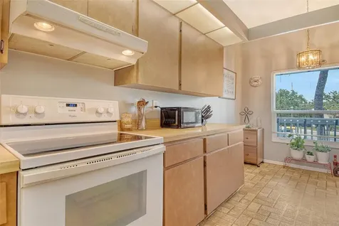7214 Cloister Drive Sarasota FL 34231
