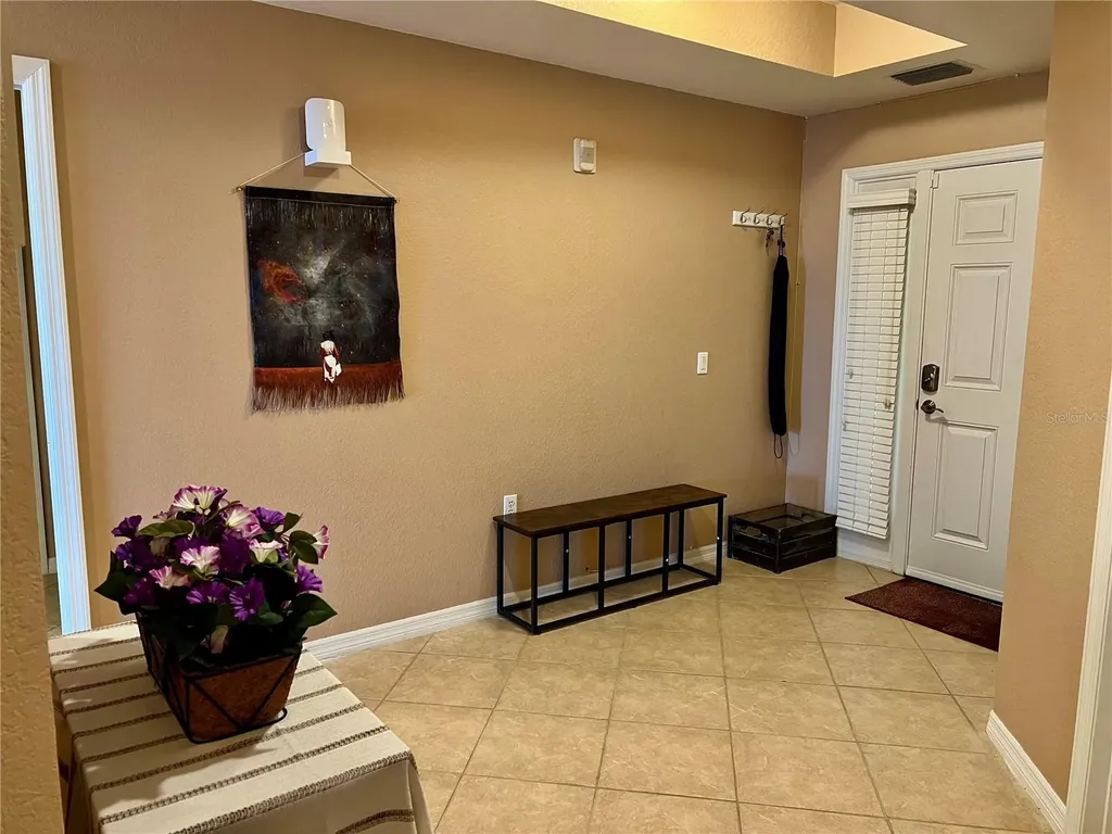 1188 N Tamiami Trail Sarasota FL 34236