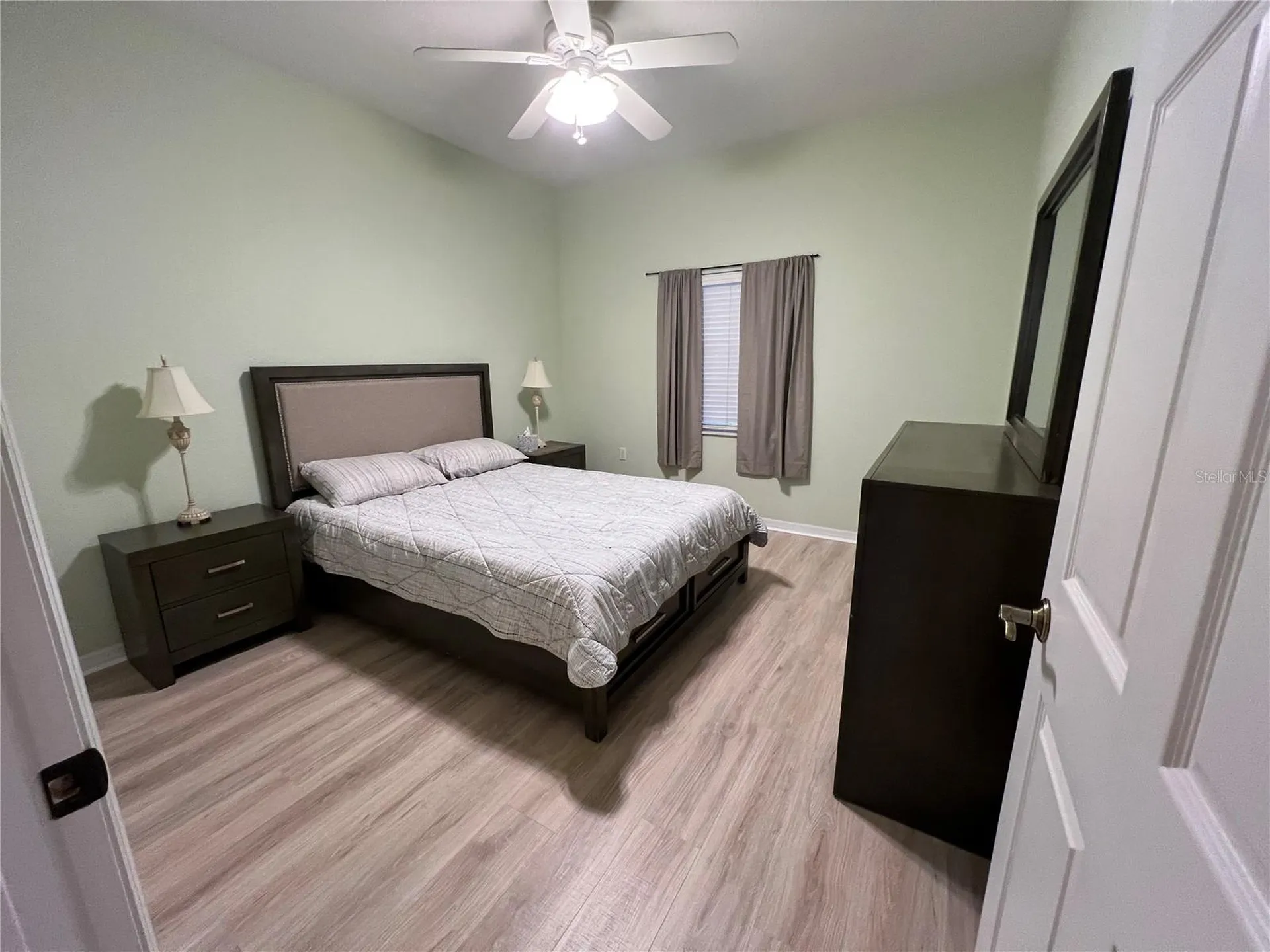 1188 N Tamiami Trail Sarasota FL 34236