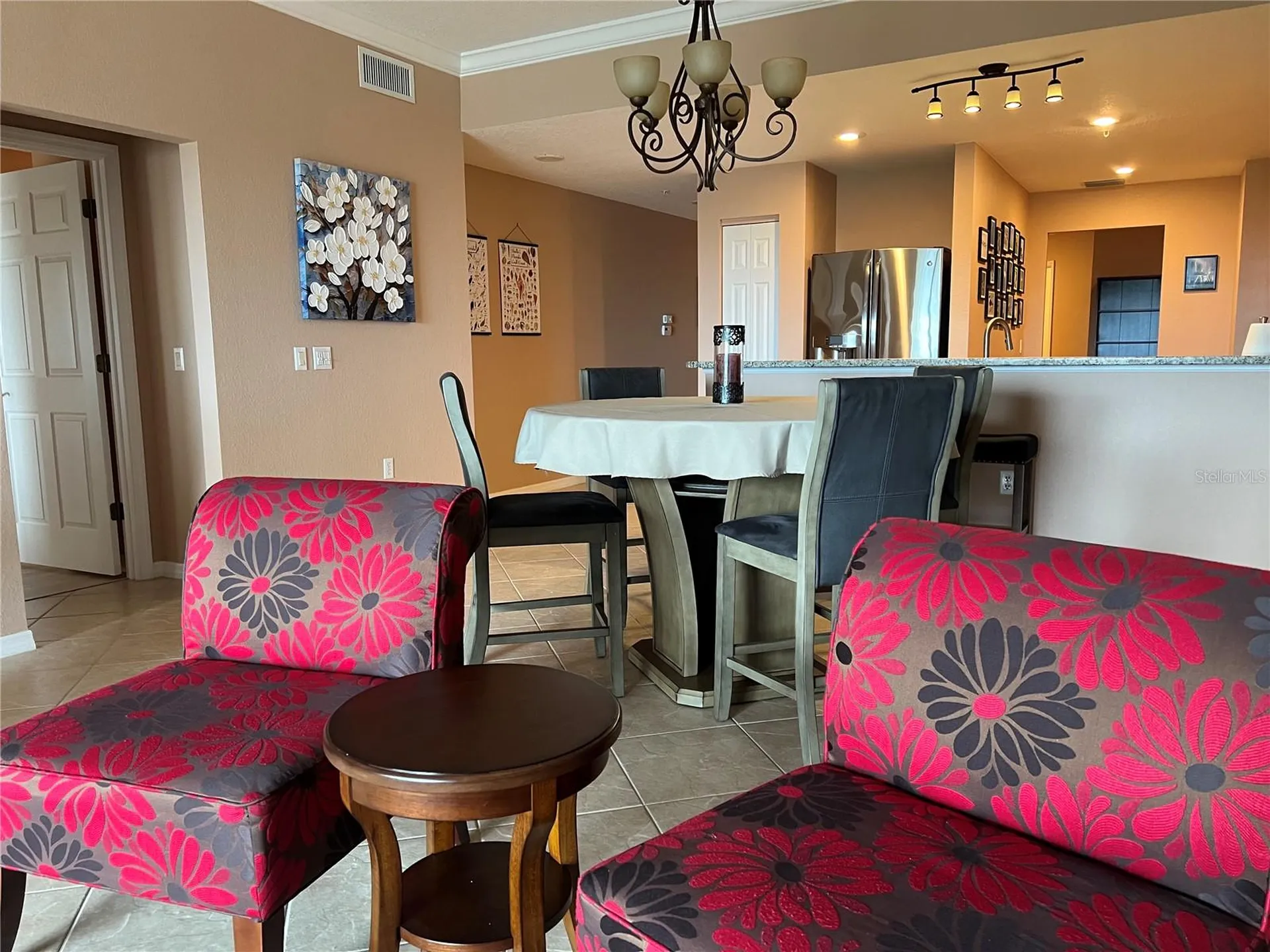 1188 N Tamiami Trail Sarasota FL 34236